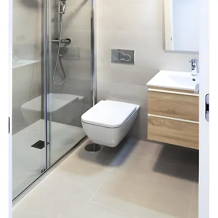 Апартаменти Golden Coast 1 *