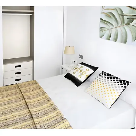 Golden Coast 1 Апартаменти
